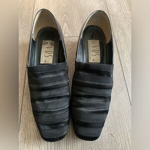 Vittorio Ricci studio  woman’s used dress shoes